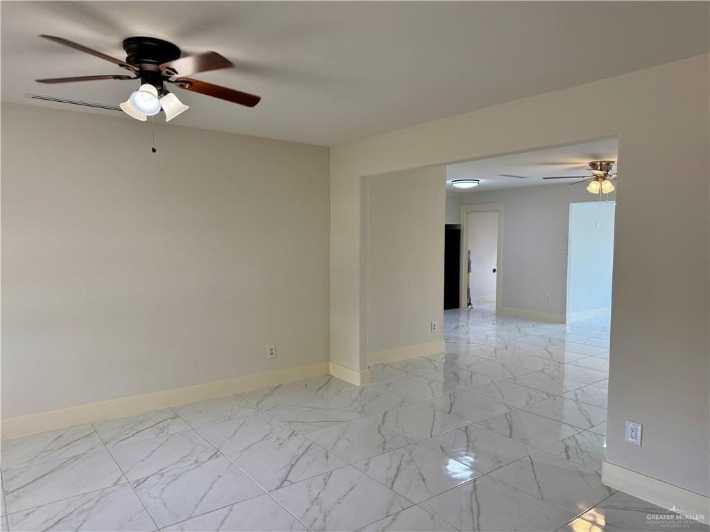 200 W Camellia Ave - Photo 4 of 15