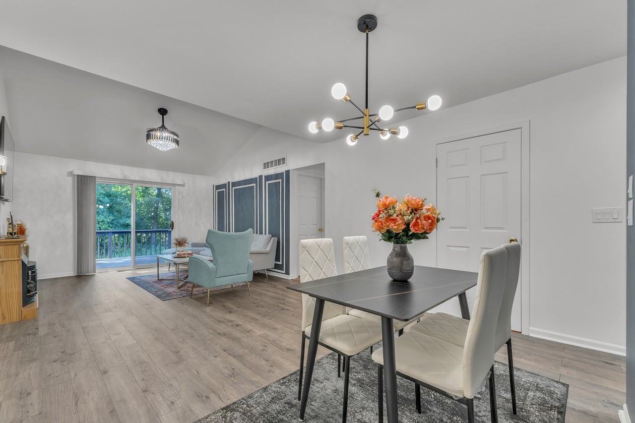 20829 Orchard Lake Rd - Photo 4 of 30