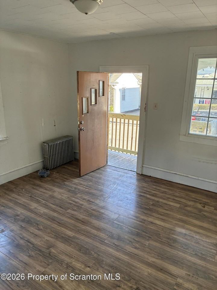 626 Swallow St - Photo 5 of 5