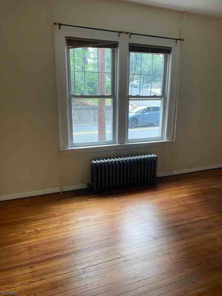 446 Wagaraw Rd #4 - Photo 5 of 19