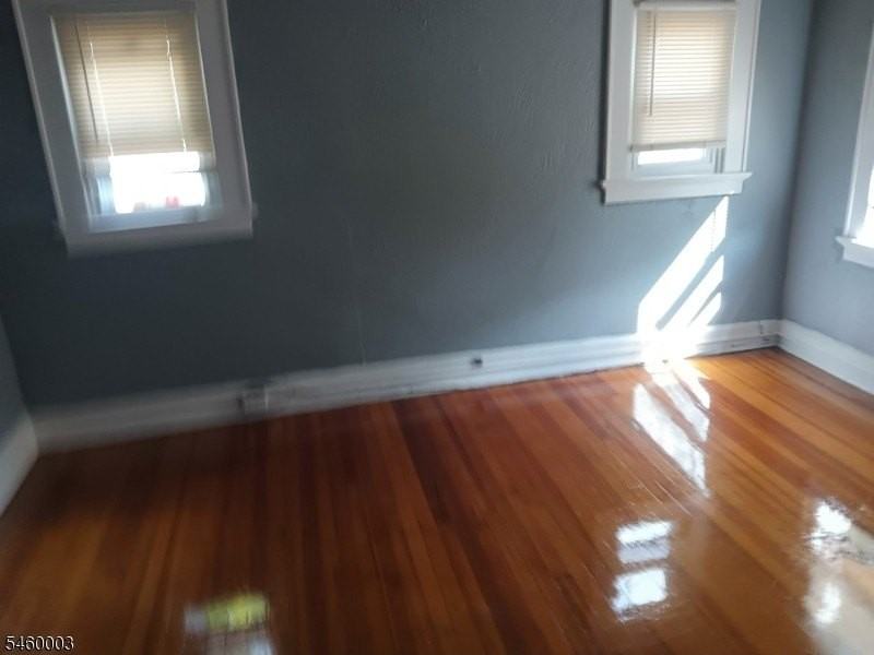 29 Claremont Ave - Photo 4 of 4