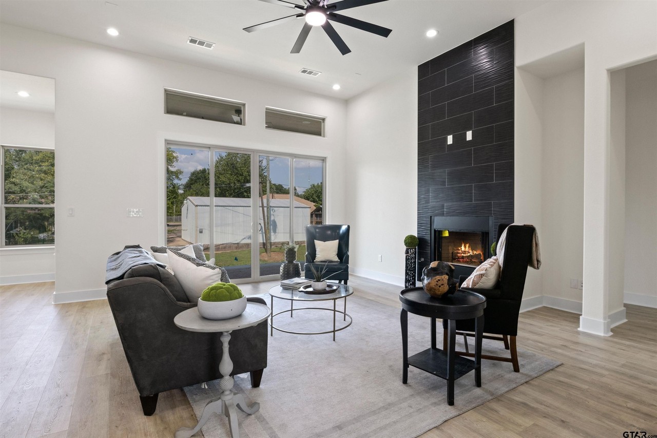 2705 Stone Briar - Photo 7 of 42