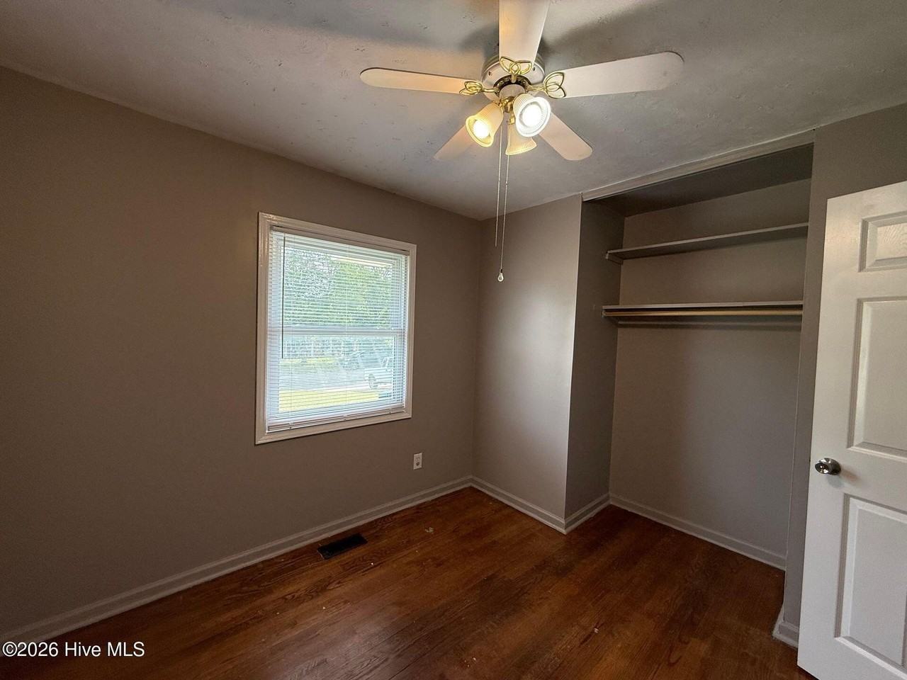 201 Tower Dr - Photo 7 of 13