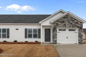 featured image of 4228 Laurel Ridge Dr #B