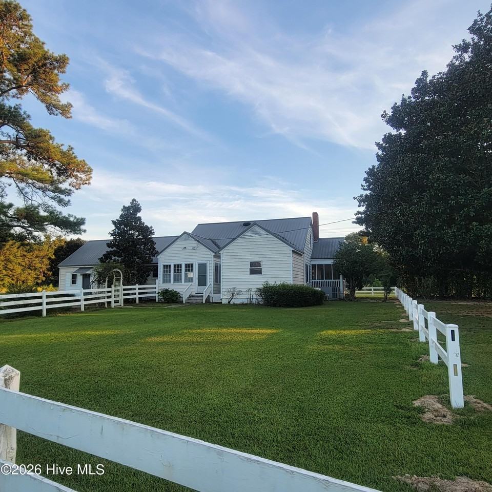 3766 Nc Highway 53 W - Photo 7 of 35