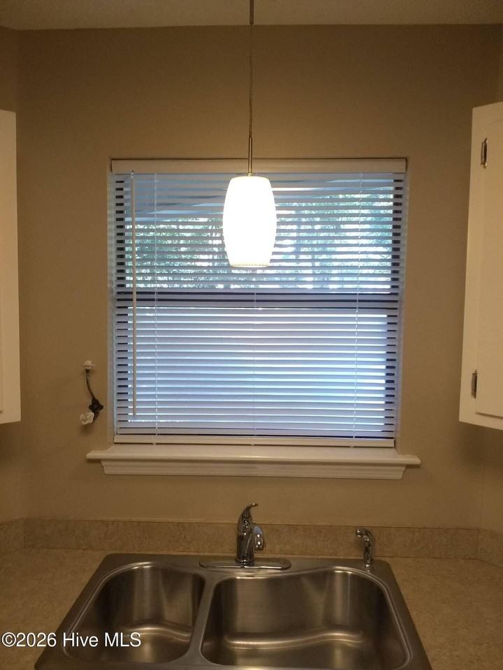 3132 Country Club Rd - Photo 6 of 10