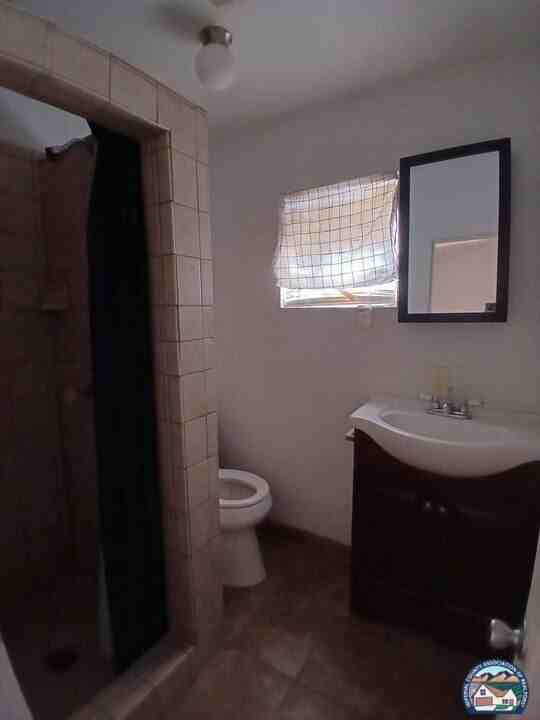 445 Rosemont St - Photo 6 of 12