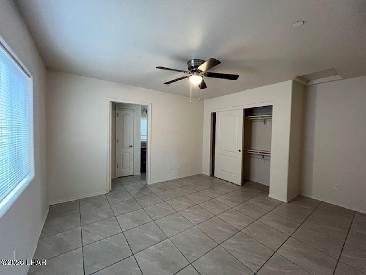 2197 Sandwood Dr #B103 - Photo 5 of 7
