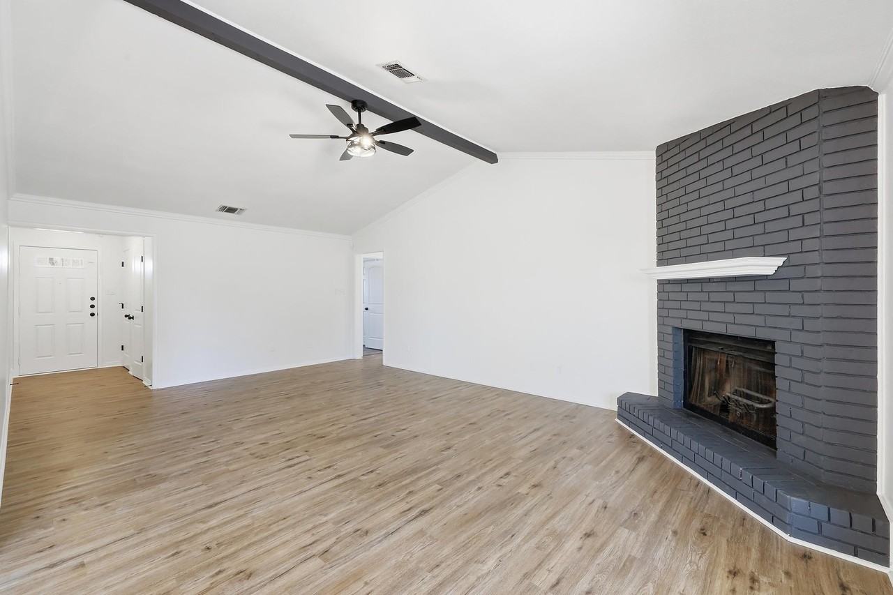 107 Janet Kay Dr - Photo 5 of 27