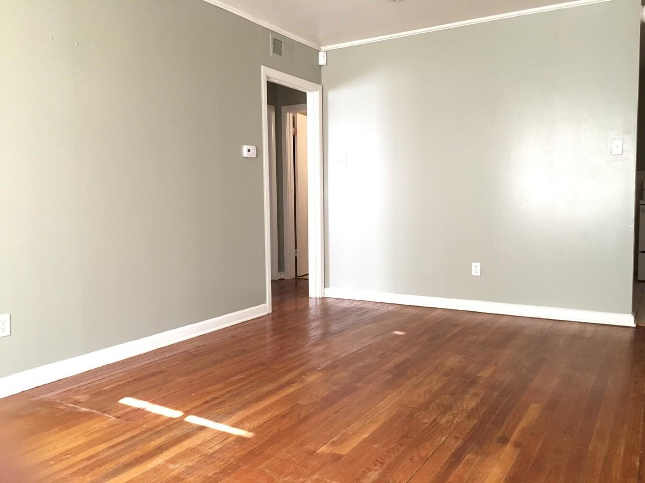 4618 Detroit Ave - Photo 2 of 12