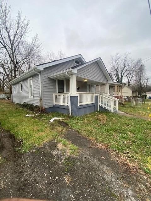 430 Oak St - Photo 2 of 13