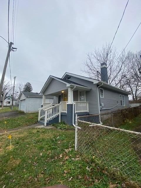 430 Oak St - Photo 3 of 13