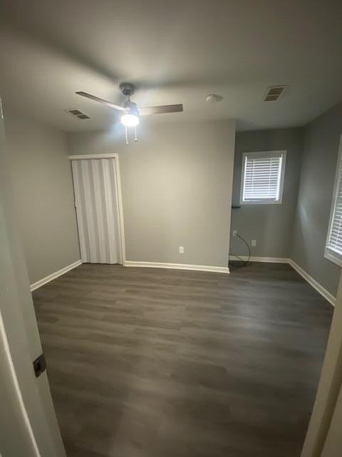 430 Oak St - Photo 5 of 13
