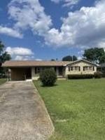 featured image of 3420 Brady Ln