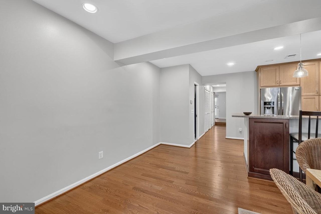 2101 N St Nw - Photo 4 of 18
