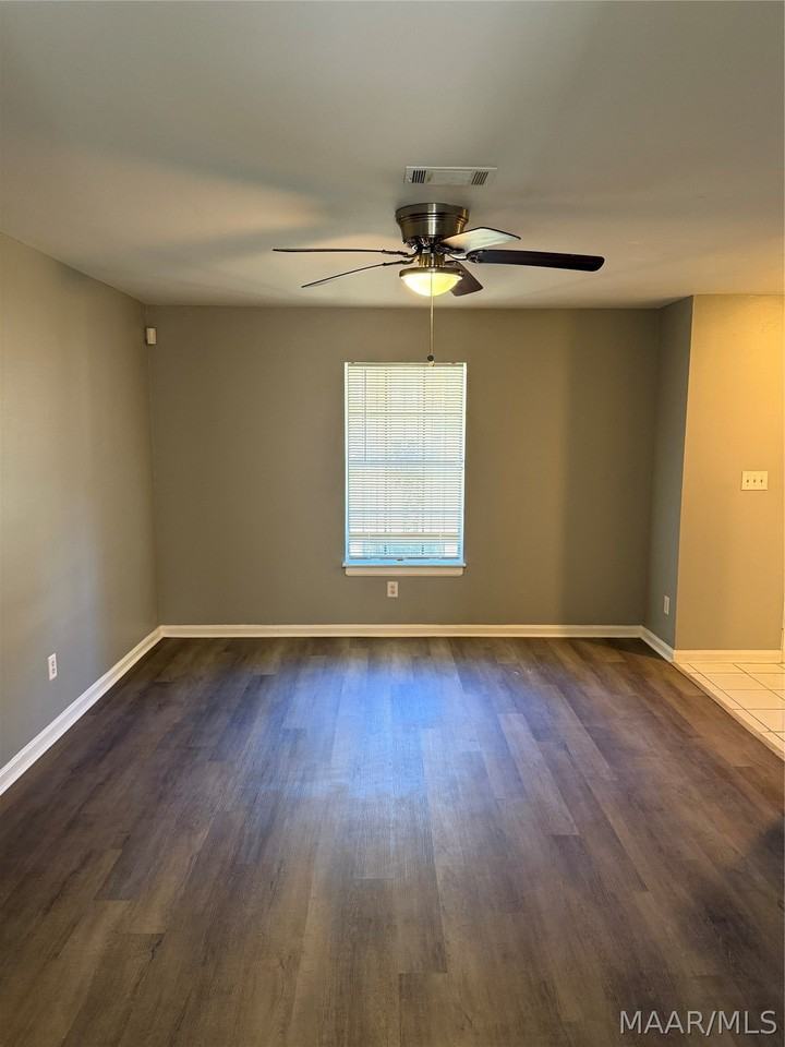 6241 S Hampton Dr - Photo 2 of 9