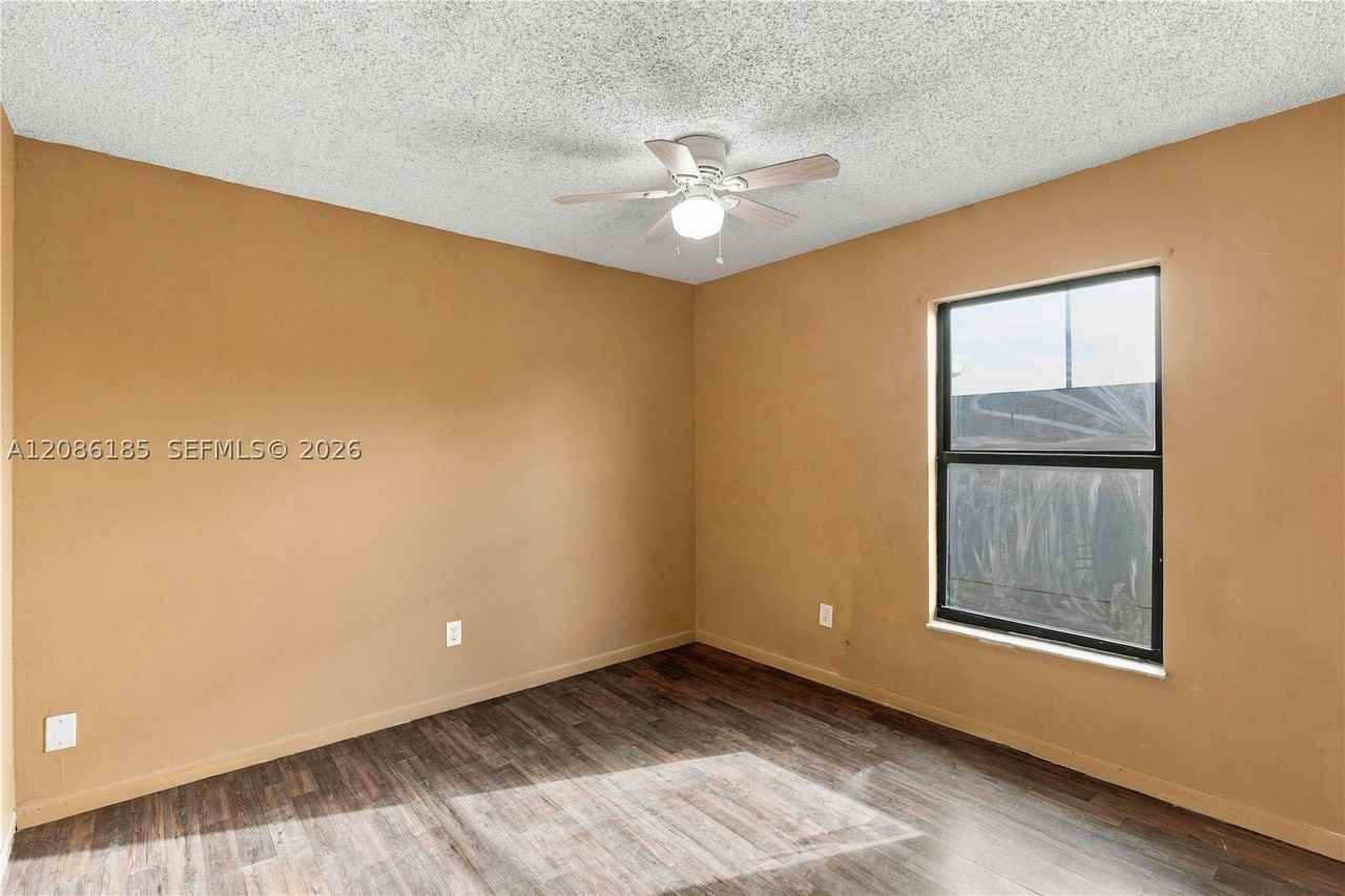 2236 Nw 52nd Ave #2236 - Photo 6 of 15