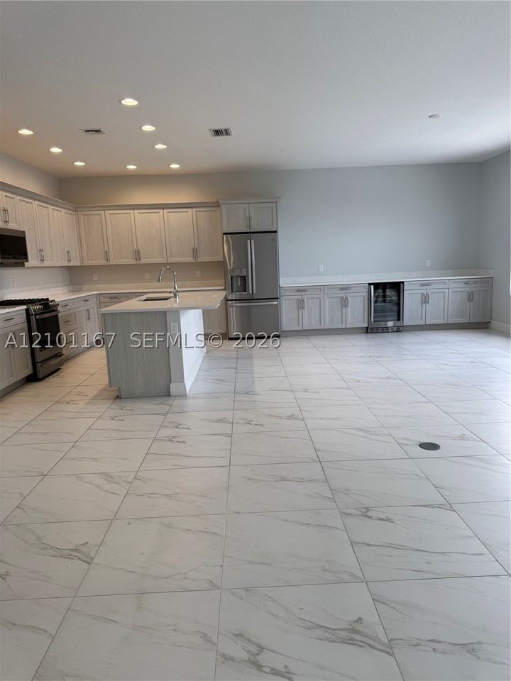 16222 Sea Turtle Pl #16222 - Photo 4 of 31