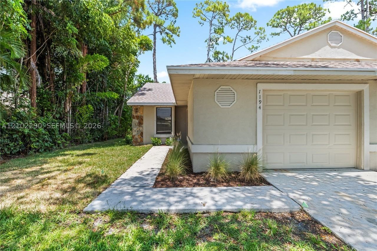 1200 Hyacinth Pl #0 - Photo 7 of 18
