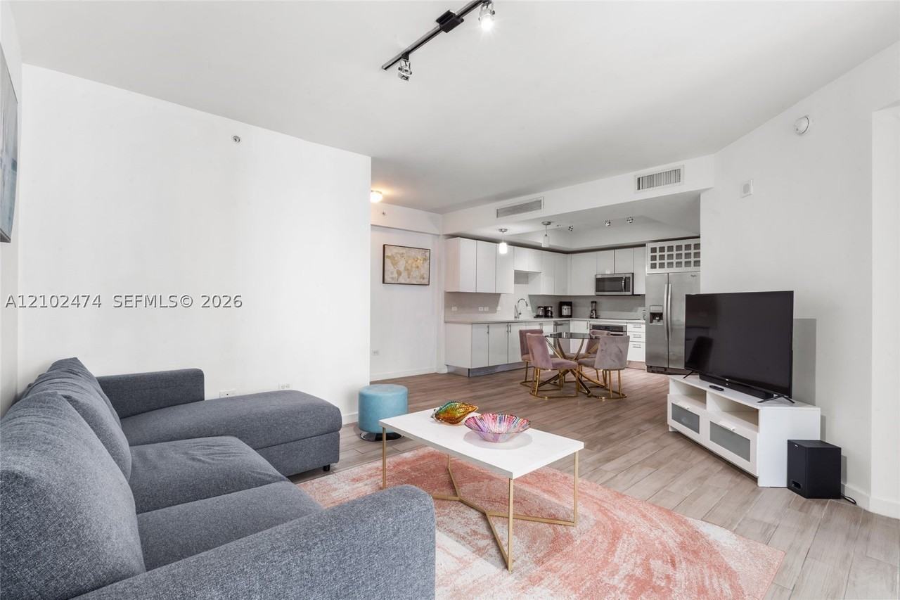 999 Sw 1st Ave #2601