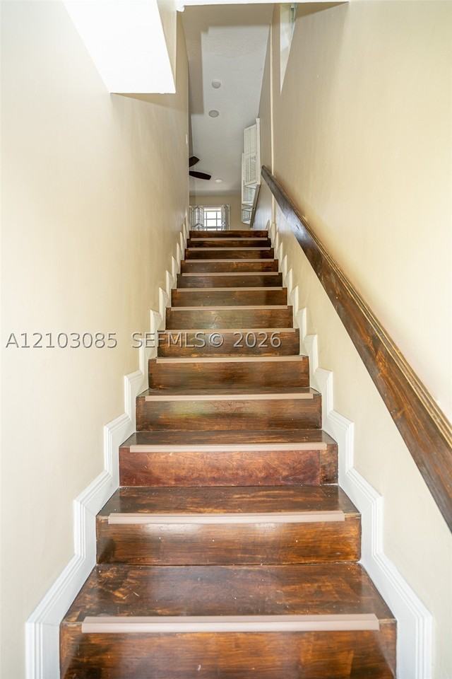 5613 Pierce St #2 - Photo 7 of 45