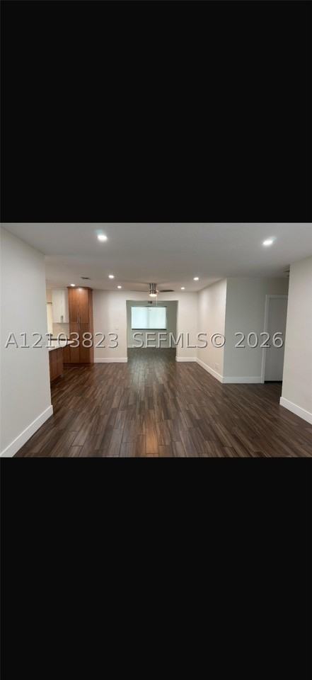 5209 Cleveland St - Photo 3 of 15