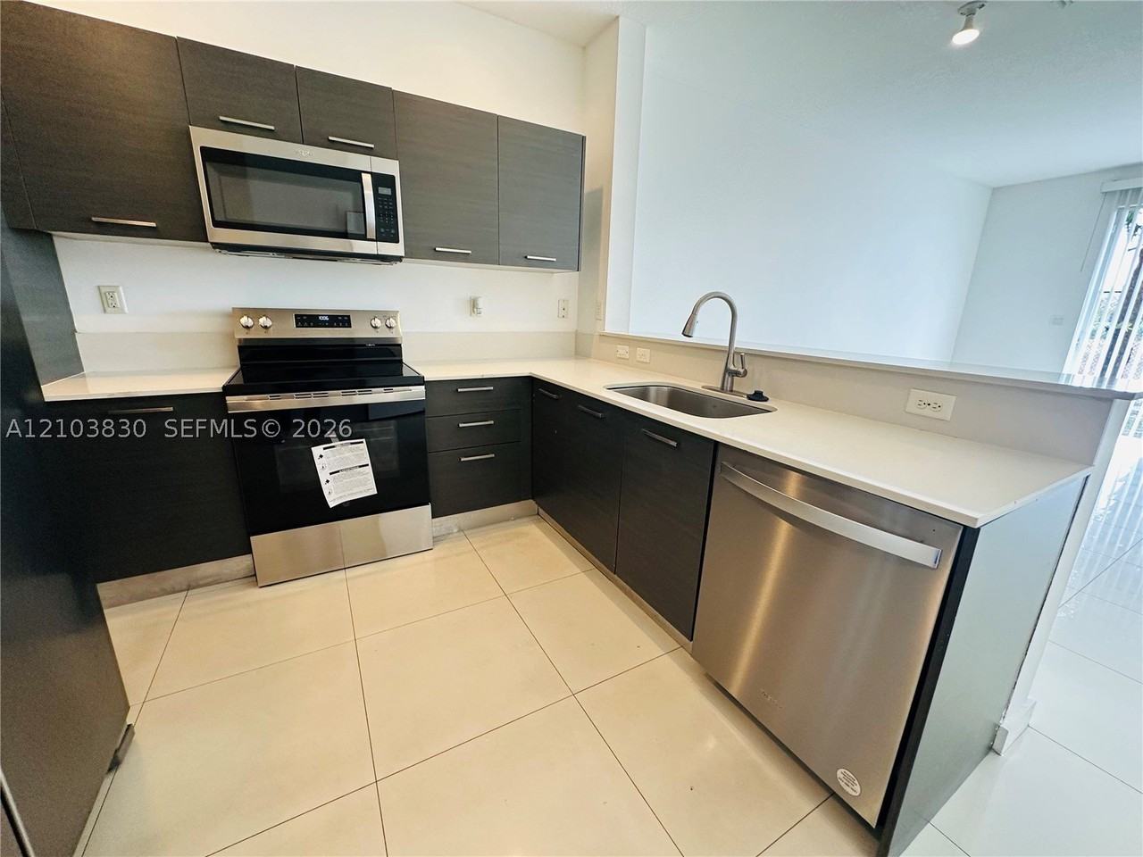 3446 Nw 13th St #3446 - Photo 6 of 19