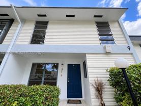 2750 N 34th Ave #9D - Photo 1 of 1