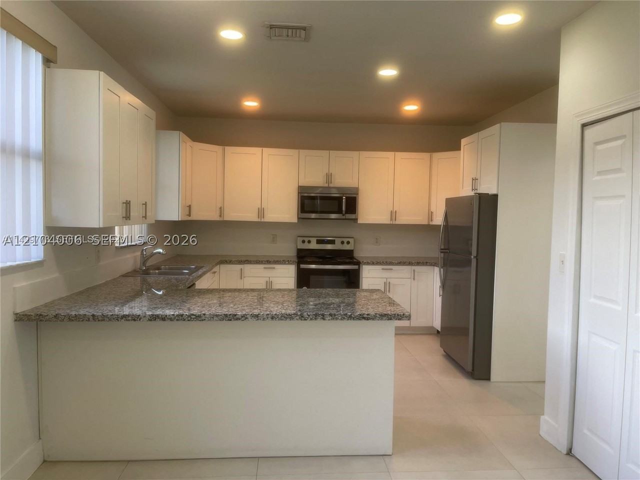 14905 Sw 34th St - Photo 6 of 20