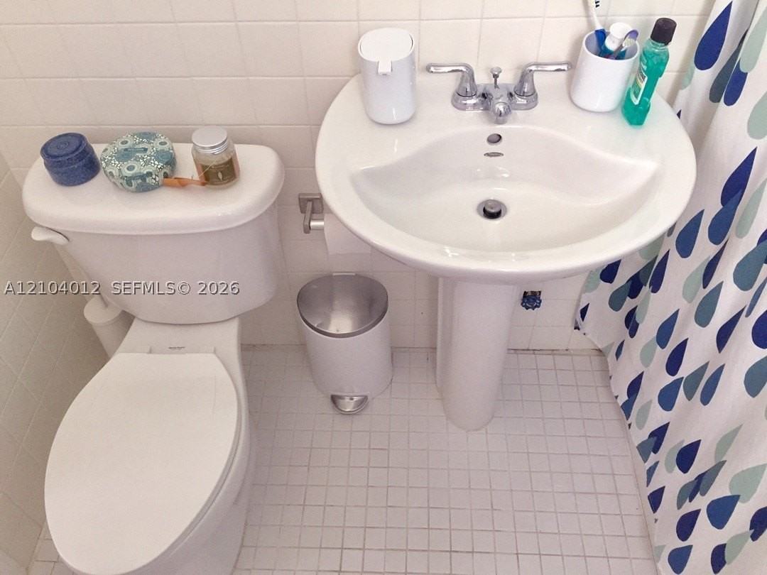 7410 Ne 6th Ct #7410 - Photo 6 of 18
