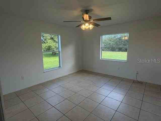1938 Se Cherry Dr - Photo 2 of 4