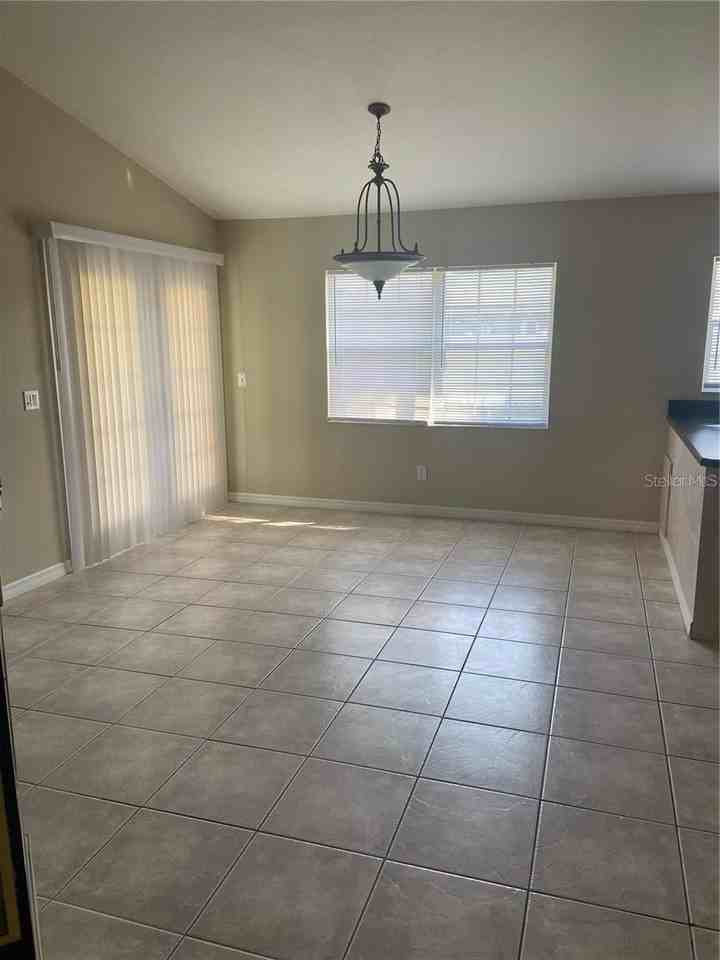 8 Paul Pl - Photo 6 of 19