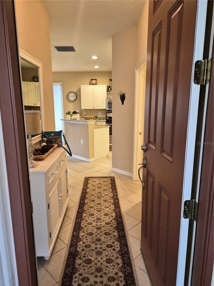 254 Mestre Pl - Photo 2 of 25