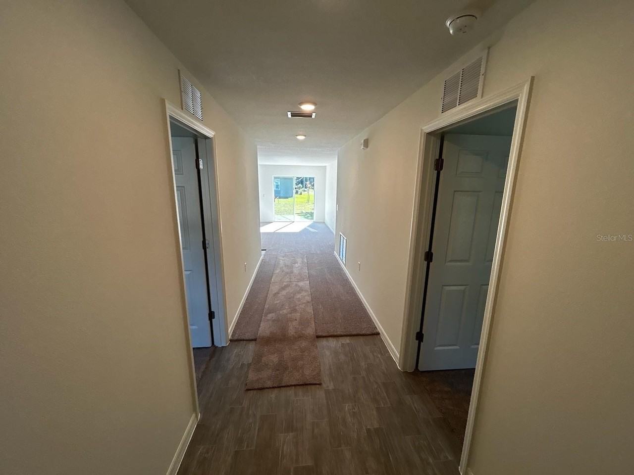 9 Slippery Rock Pl - Photo 2 of 11