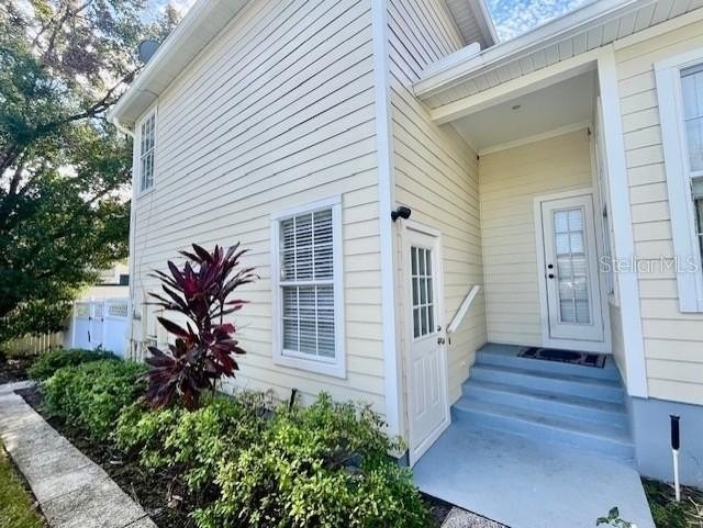 533 Greenbrier Ave #B - Photo 4 of 27