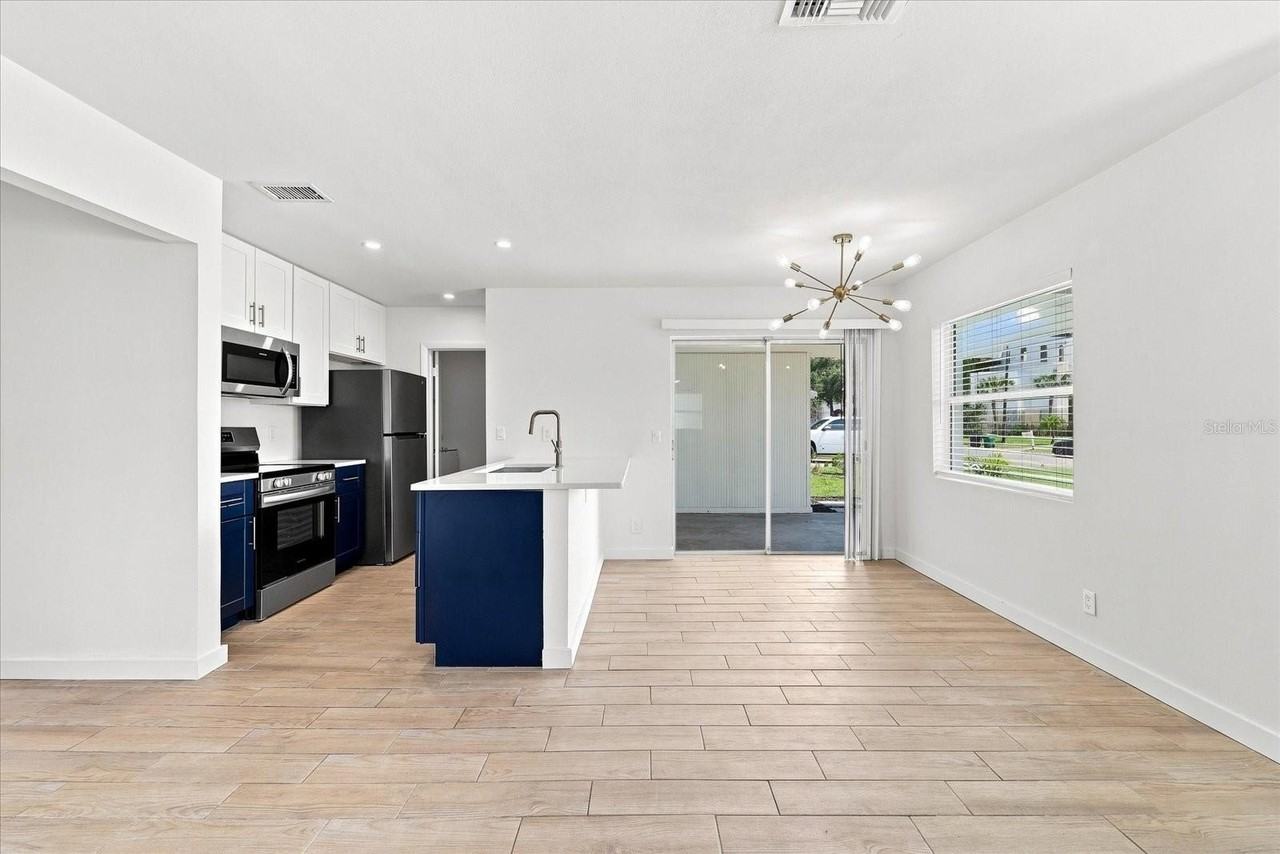 6605 S Mascotte St - Photo 6 of 23