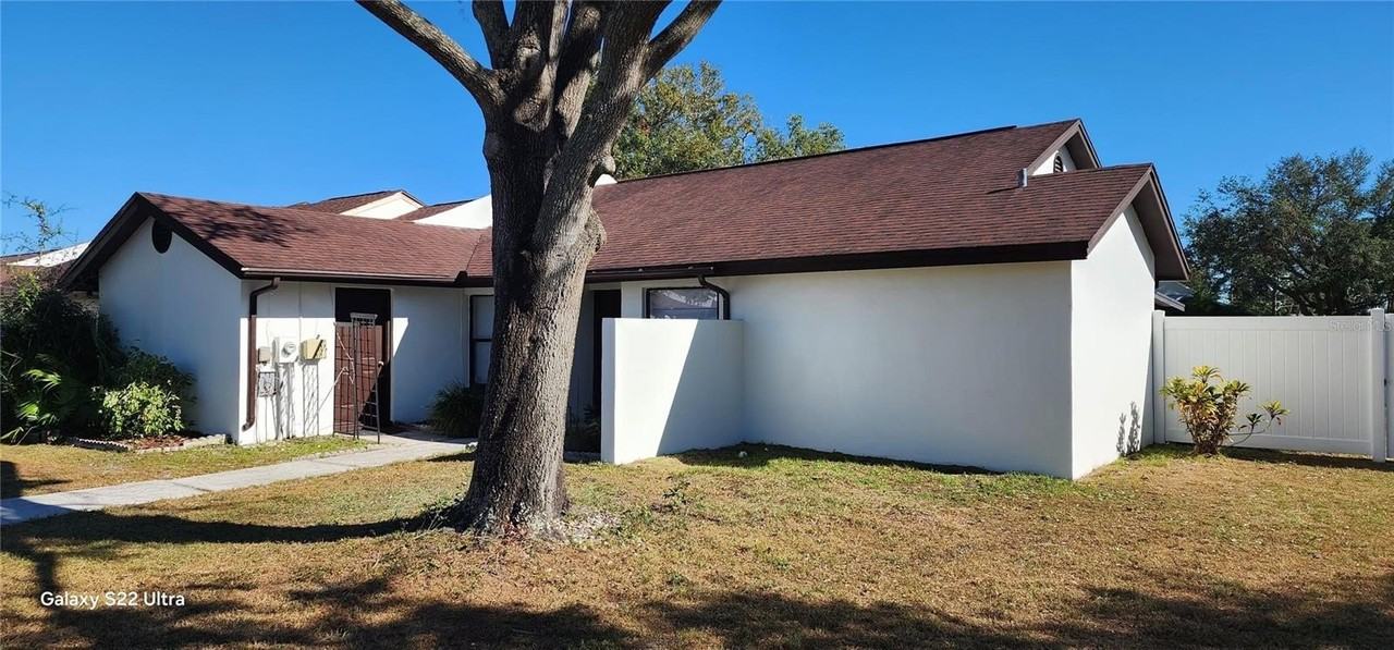11301 Waveland Way - Photo 3 of 38