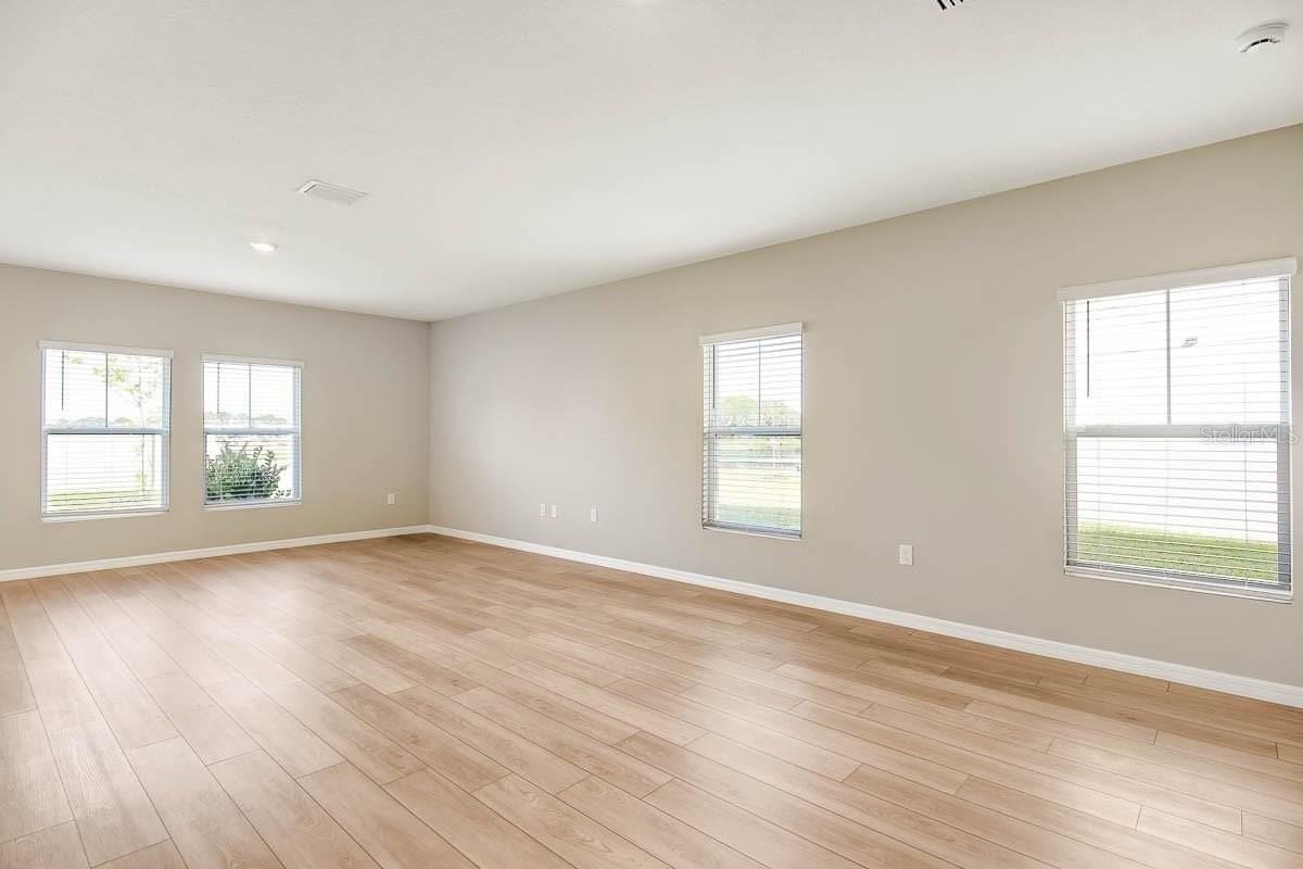 12932 Wellspring Dr - Photo 3 of 39