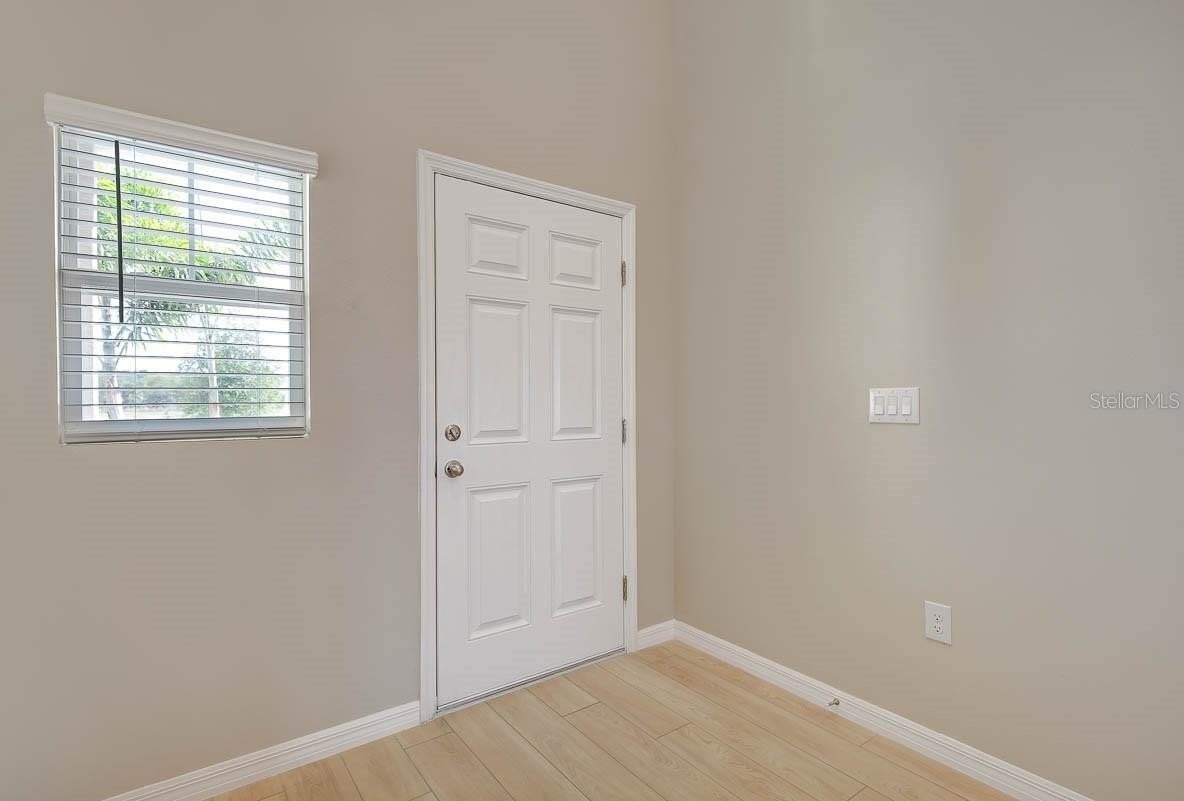 12932 Wellspring Dr - Photo 6 of 39