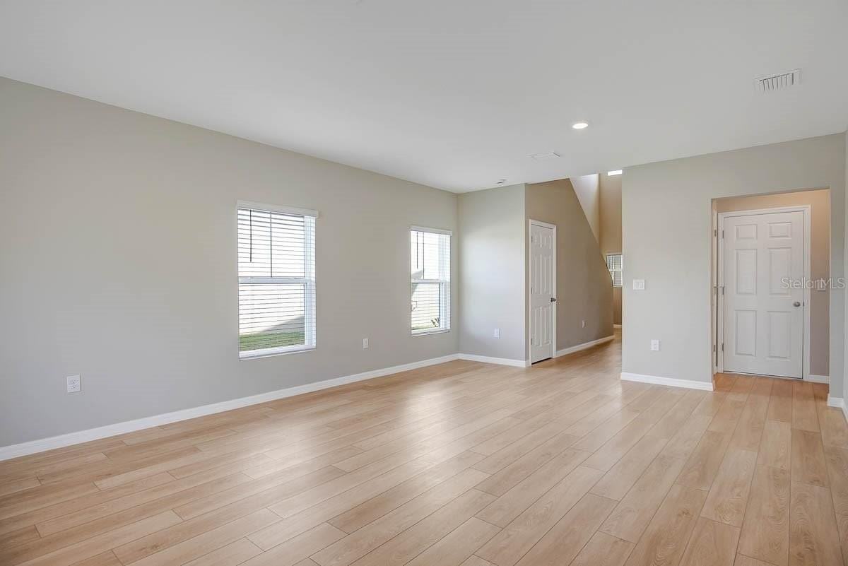 12932 Wellspring Dr - Photo 7 of 39