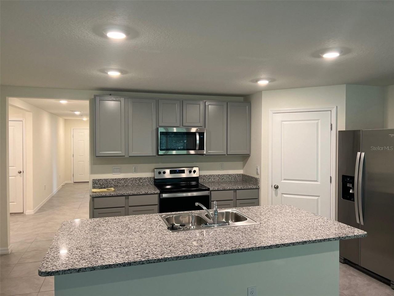 5090 Diantha Way - Photo 2 of 14