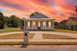 featured image of 1023 Nancy Pl