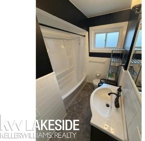 1620 Woodlawn Ave - Photo 5 of 20