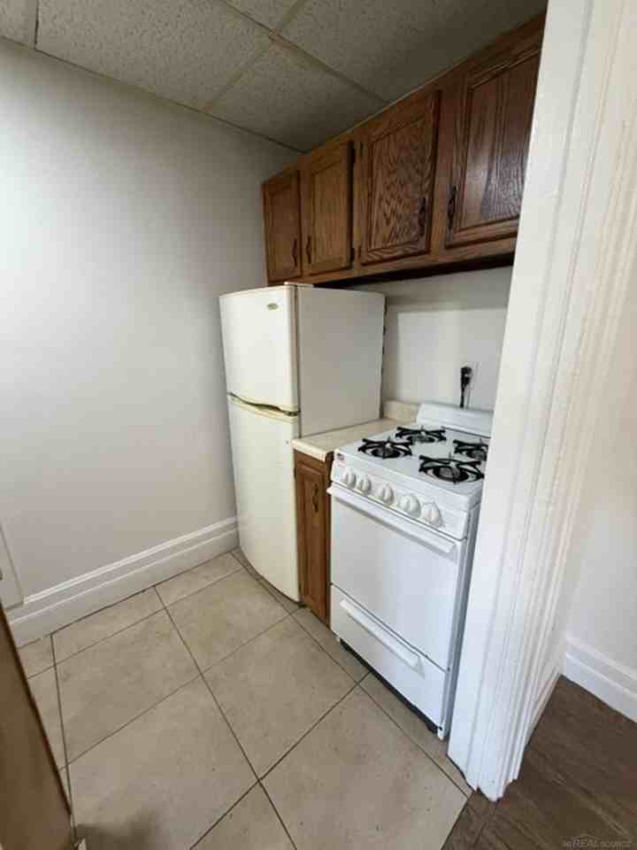 206 Cass unit # 1 Avenue - Photo 6 of 9