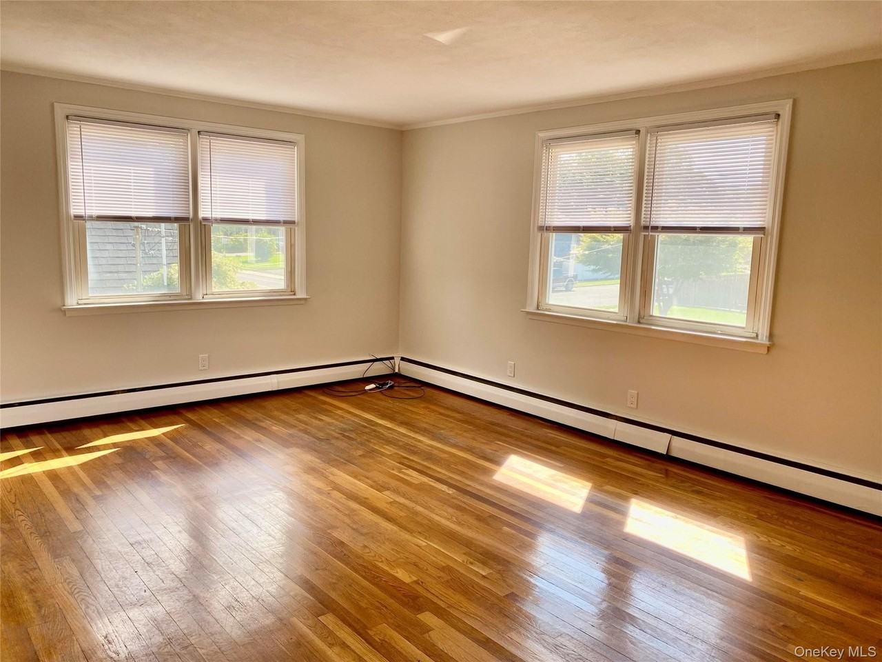 282 Laurel Rd #B - Photo 6 of 21