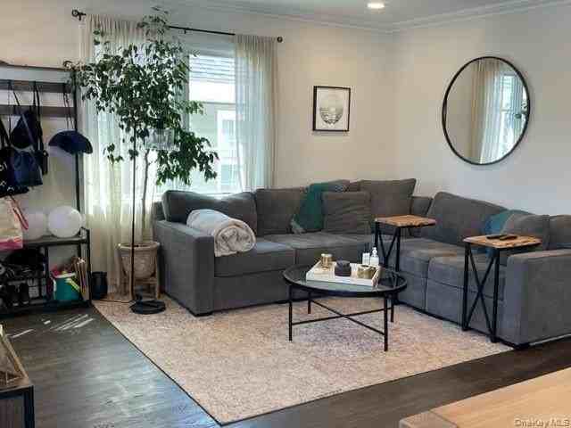 69 Rochester Ave - Photo 6 of 26