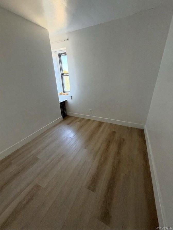 5226 73rd St #2ndFL - Photo 6 of 13