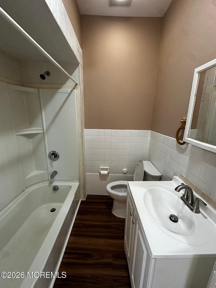 214 Main St #2F - Photo 4 of 7