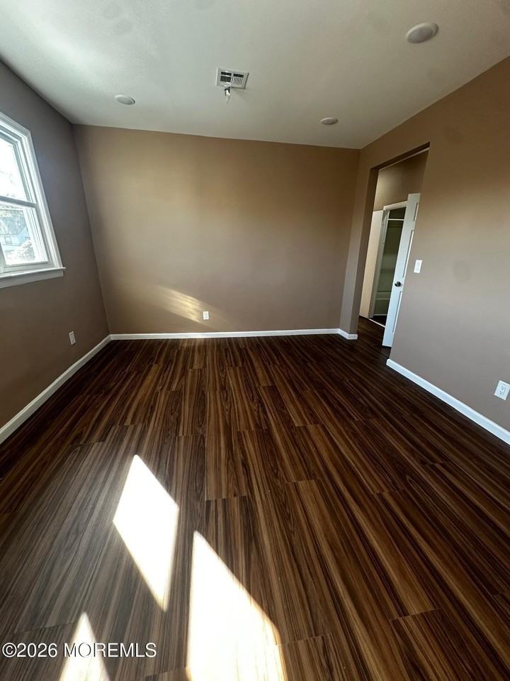 214 Main St #2F - Photo 5 of 7