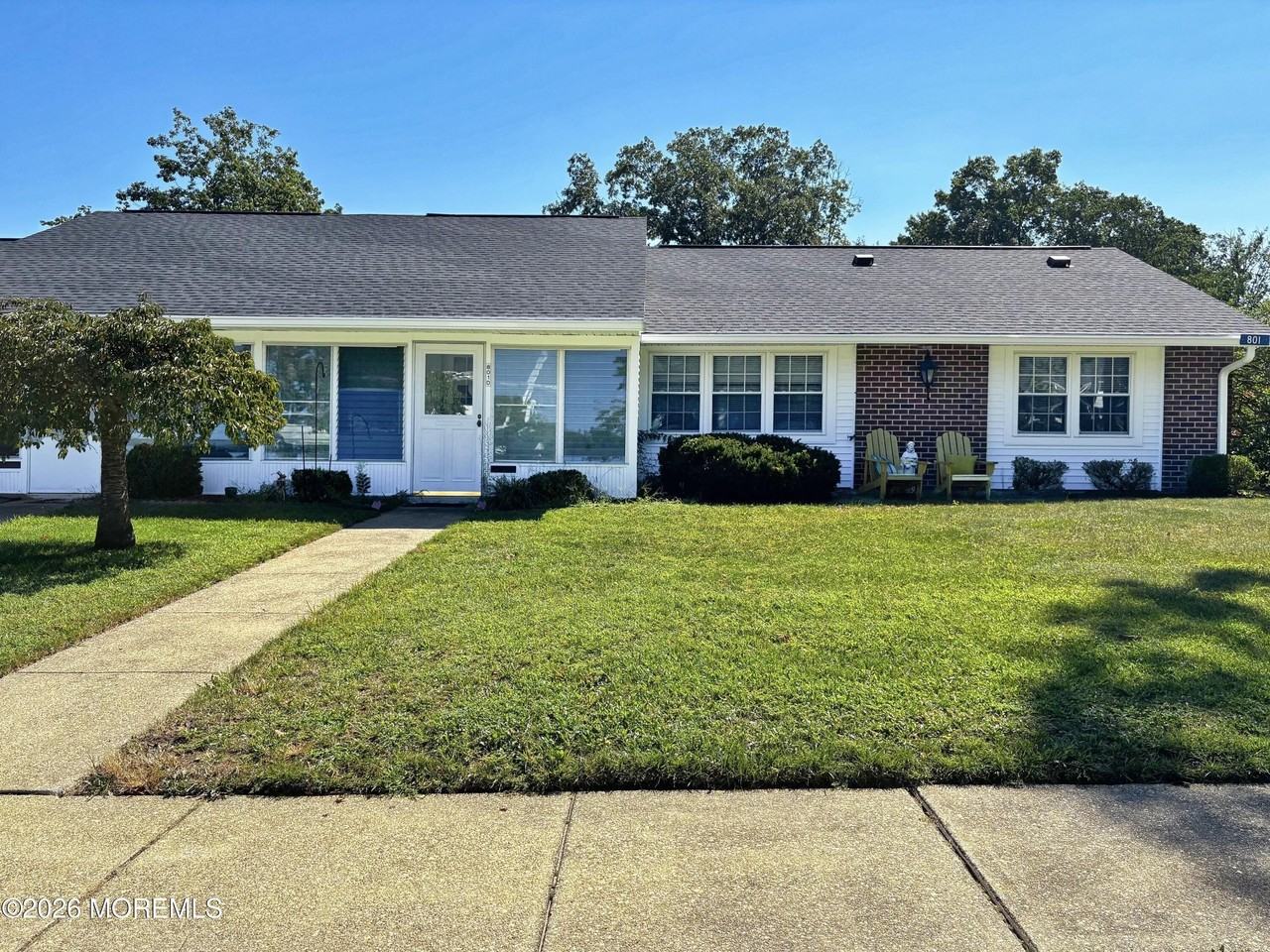 801D Balmoral Ct - Photo 2 of 26